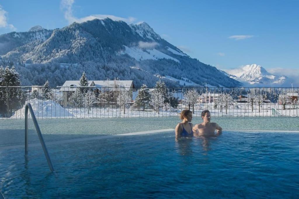 Confortable Chalet Avec Magnifique Vue En Gruyere. Charmey Exteriör bild